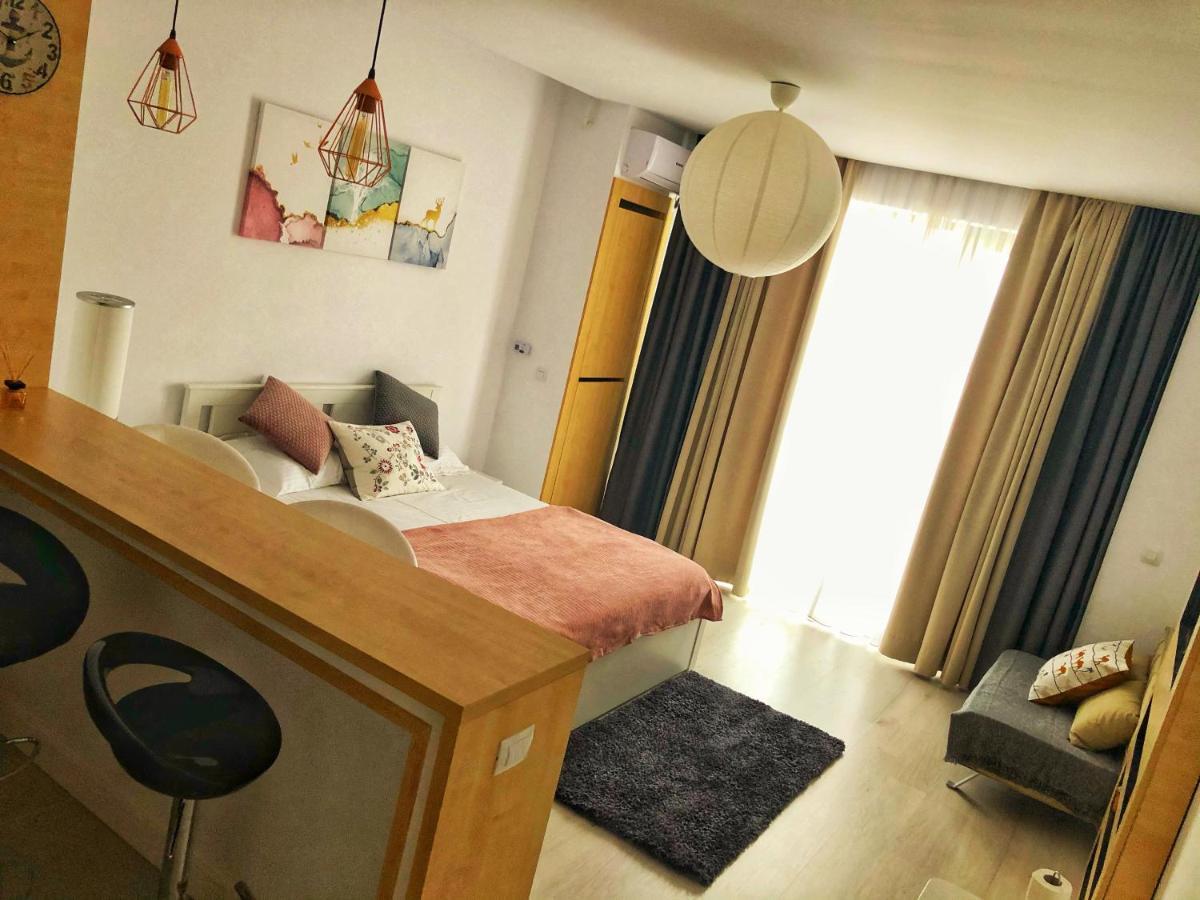 Lucky Star Studio Mamaia Nord Năvodari Esterno foto